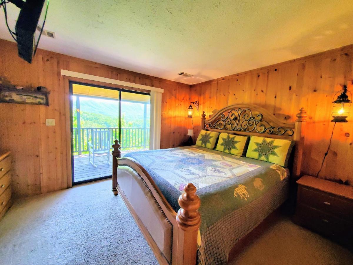 Mountain Ridge Villa Pigeon Forge Eksteriør bilde